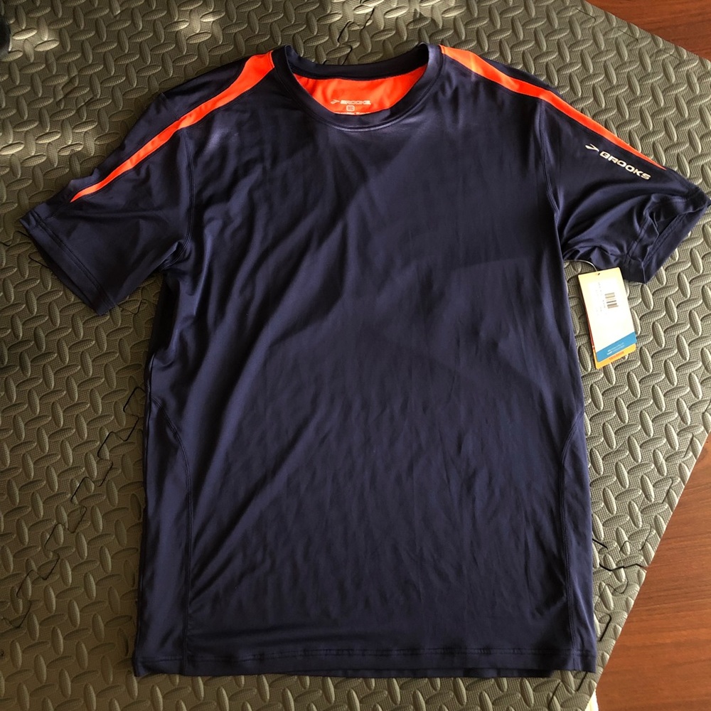 BROOKS DRI FIT TSHIRT - XL
